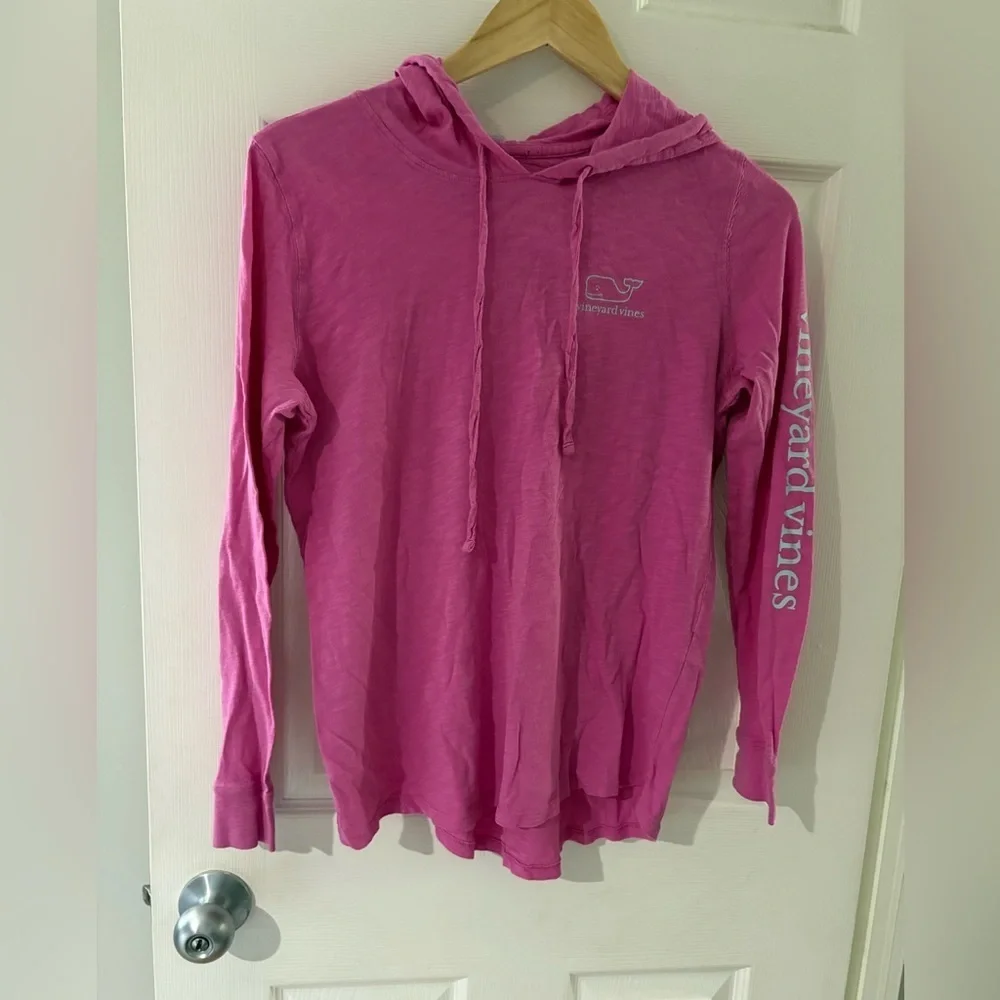 Vineyard Vines hot pink whale logo lightweight hoodie size small - Picture 2 of 9